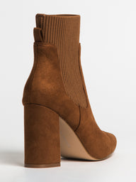 WOMENS STEVE MADDEN REVENGE BOOT - CLEARANCE