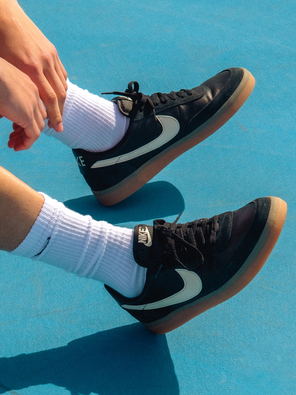 MENS NIKE KILLSHOT 2 LEATHER SNEAKER - BLACK/GUM YELLOW/SAIL