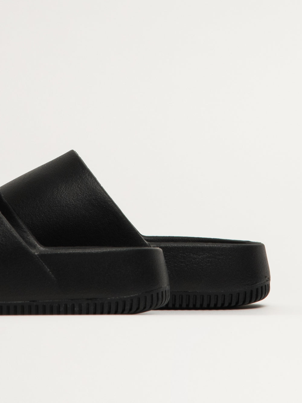 WOMENS NIKE CALM SLIDES - BLACK