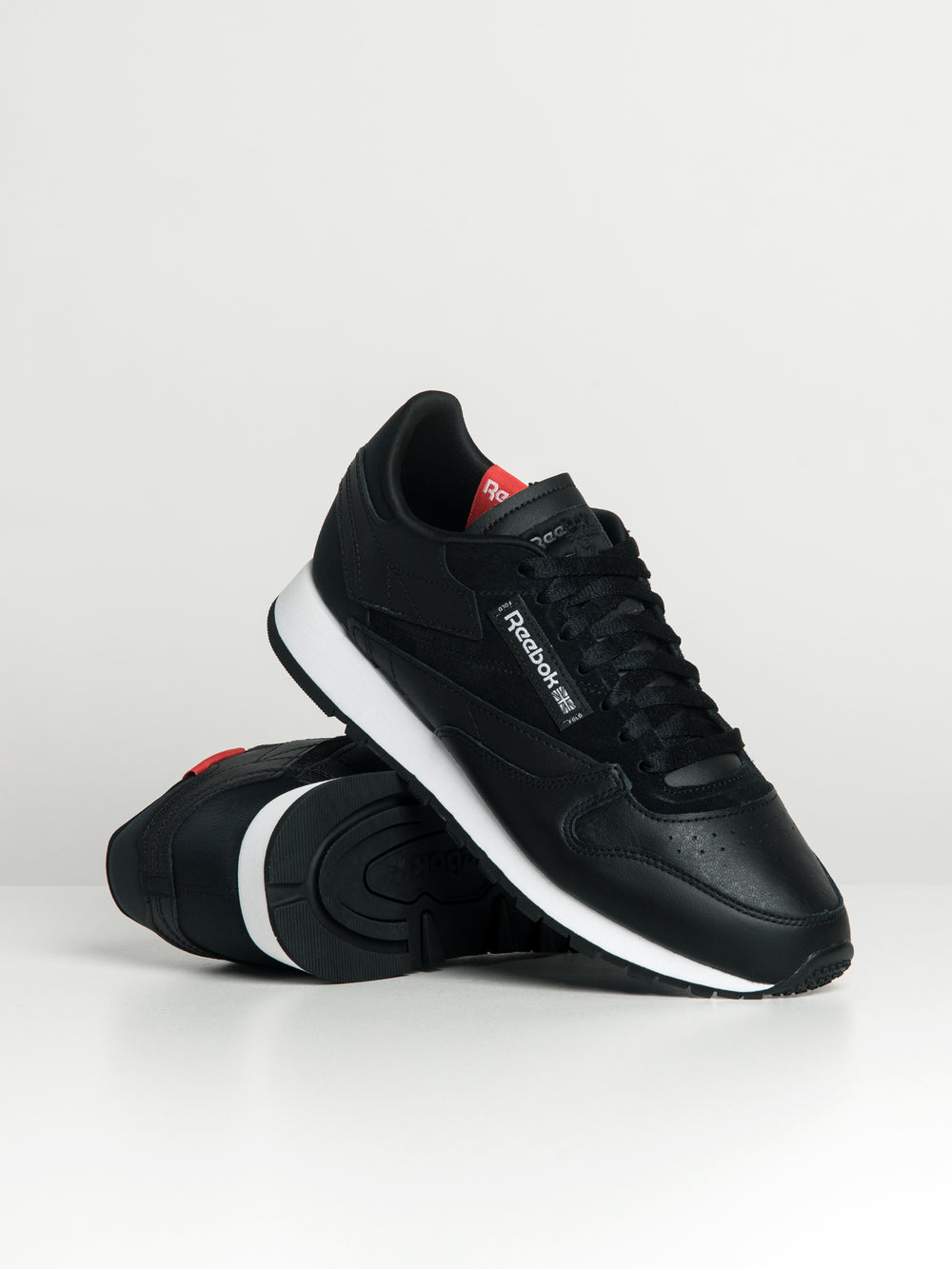 MENS REEBOK CLASSIC LEATHER SNEAKERS - CLEARANCE