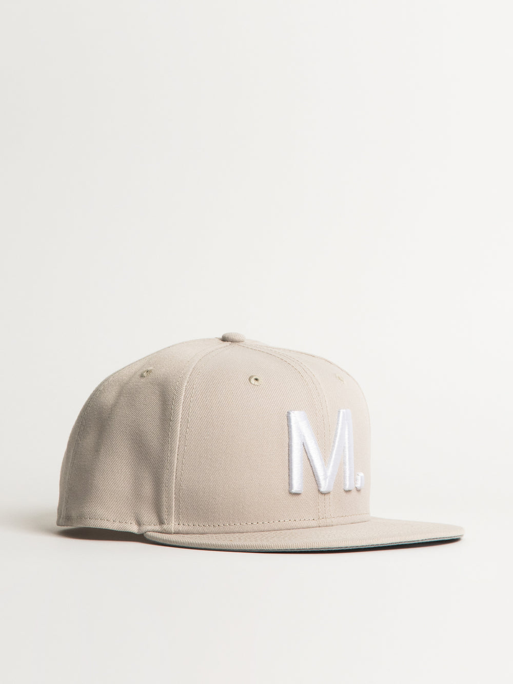 MUNICIPAL M. HAT