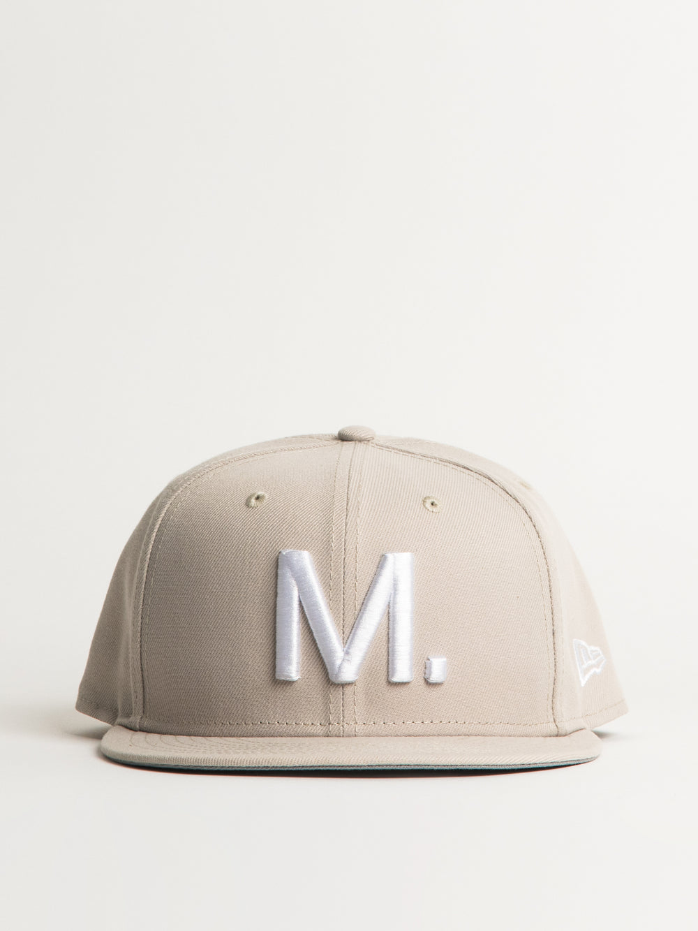 MUNICIPAL M. HAT