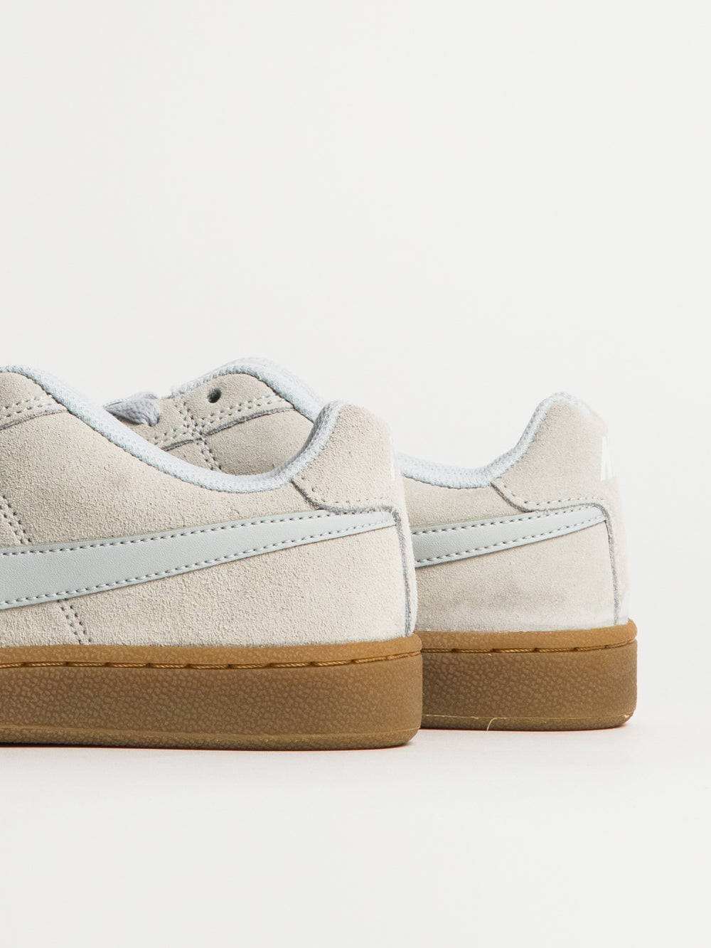 WOMENS NIKE COURT ROYALE SUEDE SNEAKERS - PLATINUM