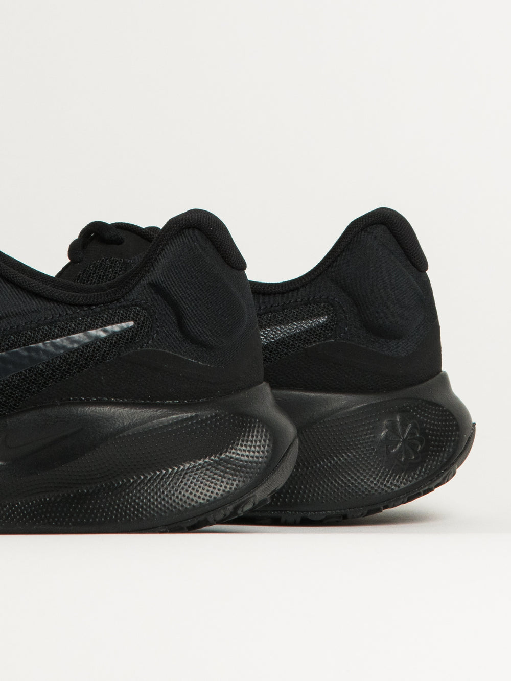 MENS NIKE REVOLUTION 7 RUNNING SHOE - BLACK