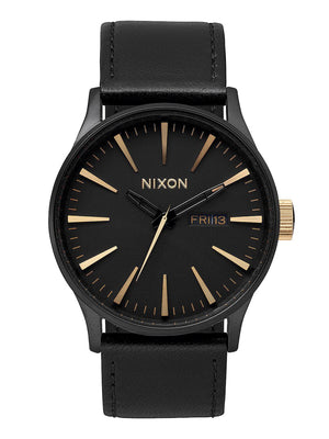 Nixon sentry hot sale all gold