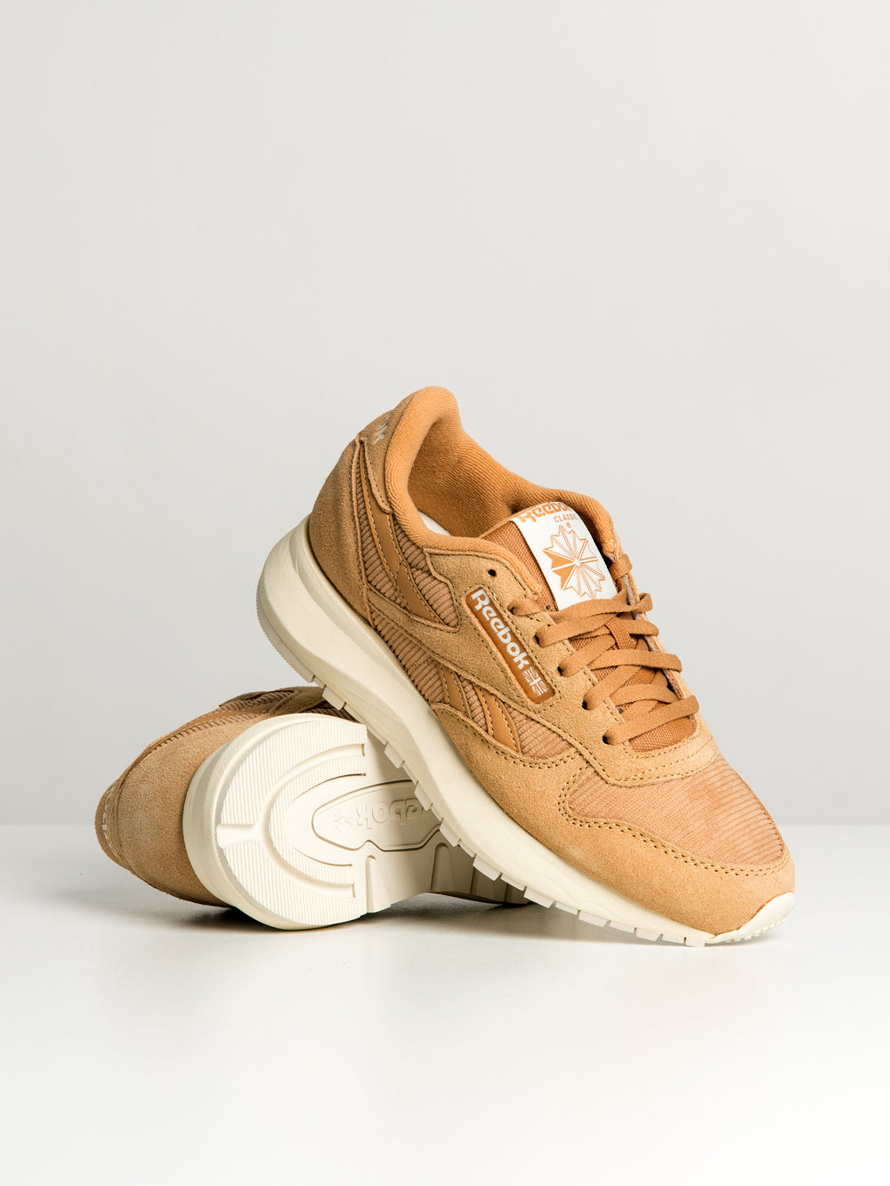 WOMENS REEBOK CLASSIC LEATHER SP SNEAKER - CLEARANCE