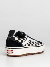 WOMENS VANS OLD SKOOL MTE SNEAKER - CLEARANCE